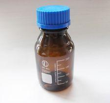 شیشه درپیچدار رنگی